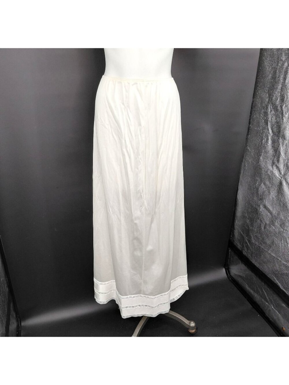 Vintage Sears Full Slip Womens Medium Nylon Lace Formal Long Length Lingerie